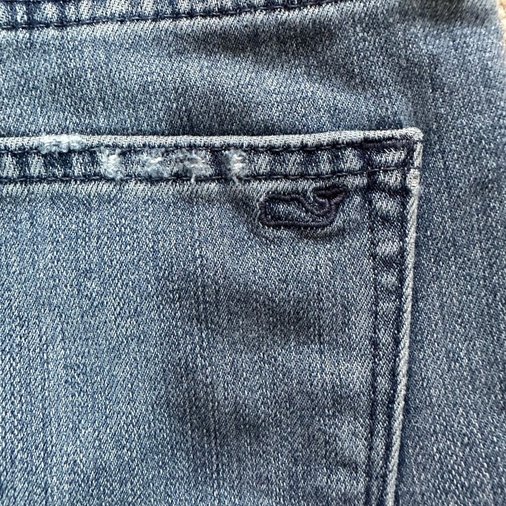 Vineyard Vines Jeans Women’s 4 Cropped Distressed Raw Hem Medium Blue Some Wear - Picture 13 of 16